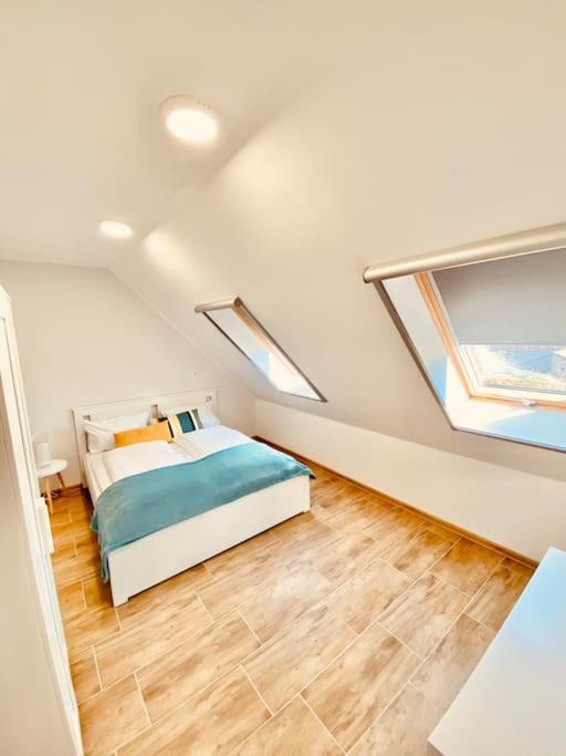 Lemon Premium Apartment Сегед Экстерьер фото